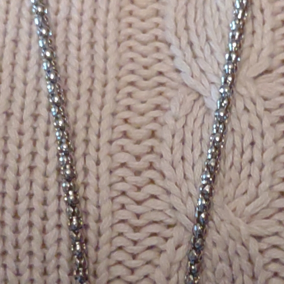 Woman’s Necklace Silvertone Dangle  Flower & Bead 28" Popcorn Chain Necklace - Picture 4 of 6